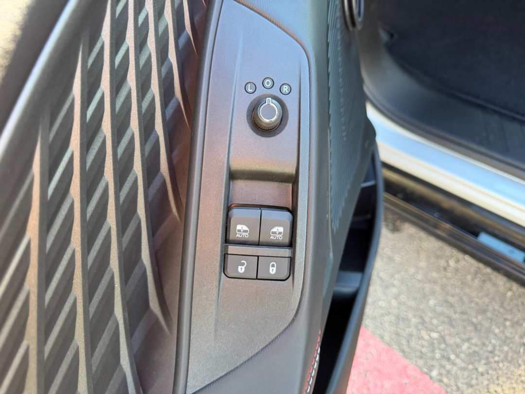 2026 Dodge Charger R/T Scat Pack - Image 13