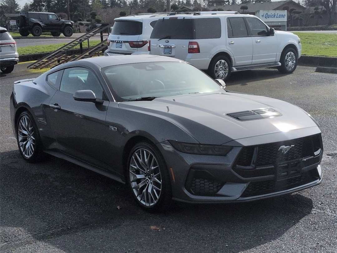 2025 Ford Mustang GT Premium - Image 7