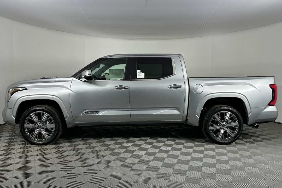 2024 Toyota Tundra Capstone - Image 7