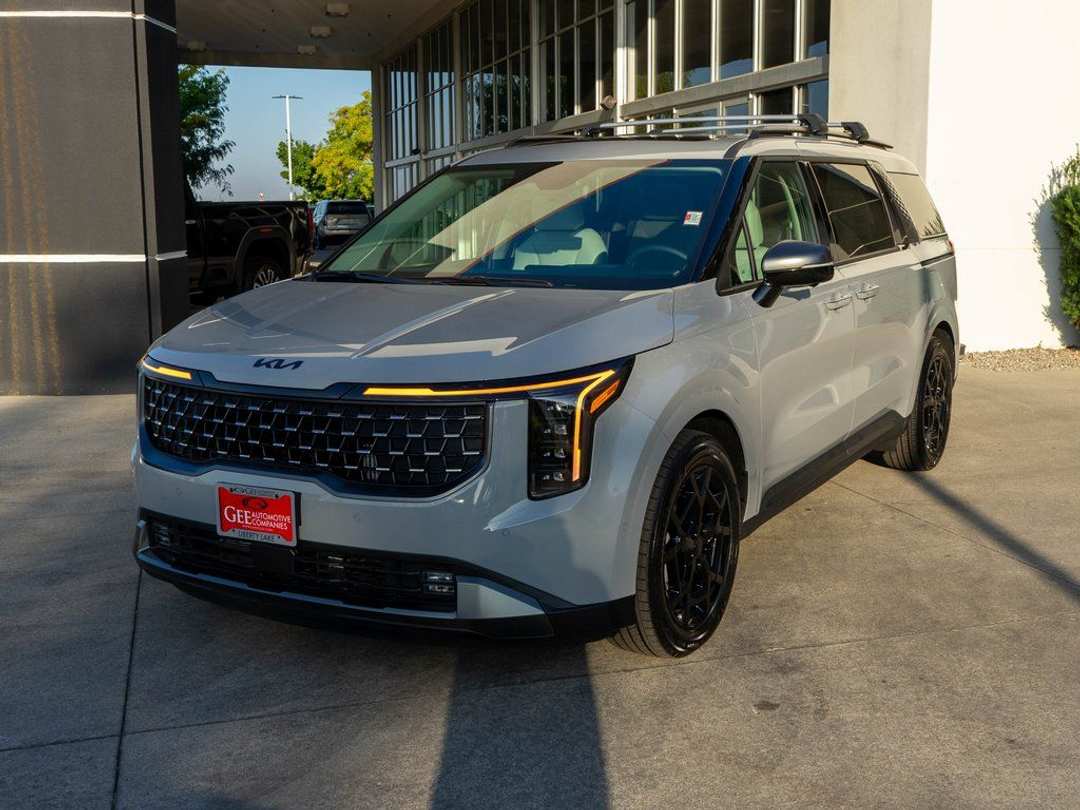 2026 Kia Carnival SX Prestige - Image 3