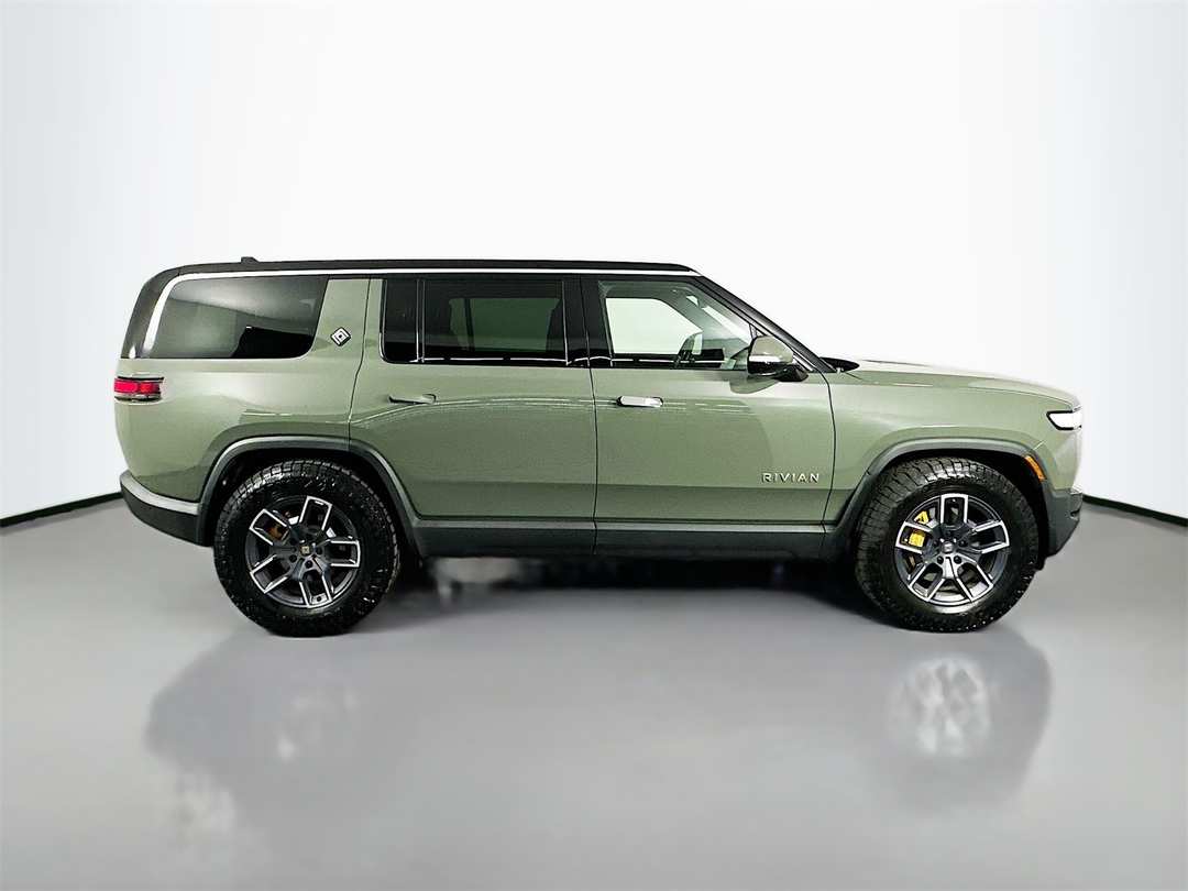 2022 Rivian R1S Launch Edition - Image 8