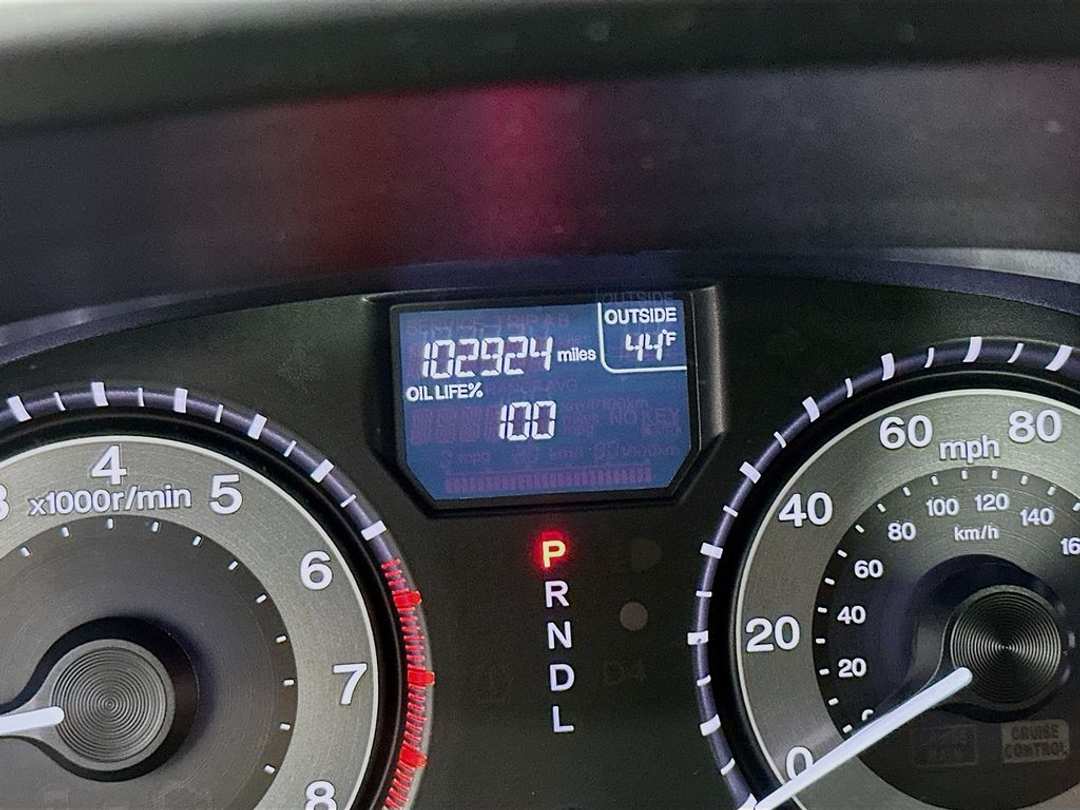 2017 Honda Odyssey SE - Image 13