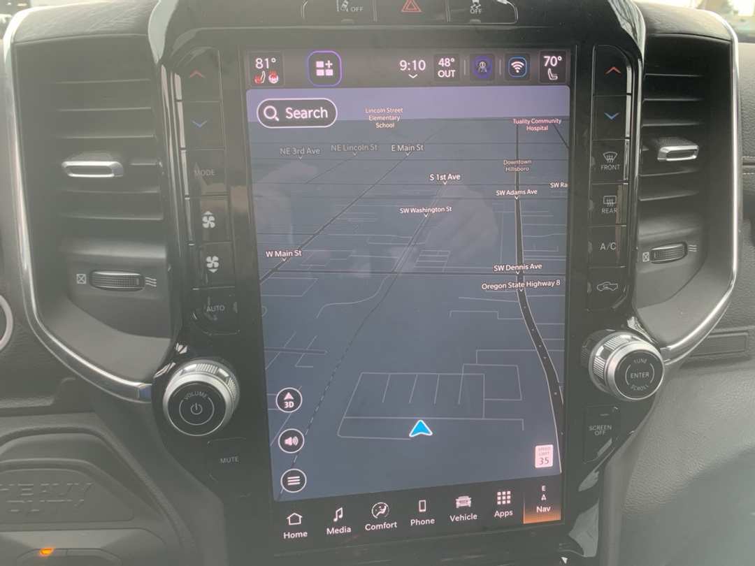 2025 Ram 3500 Laramie - Image 20