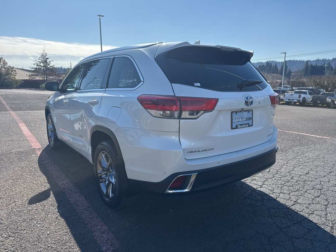 2019 Toyota Highlander - Image 5