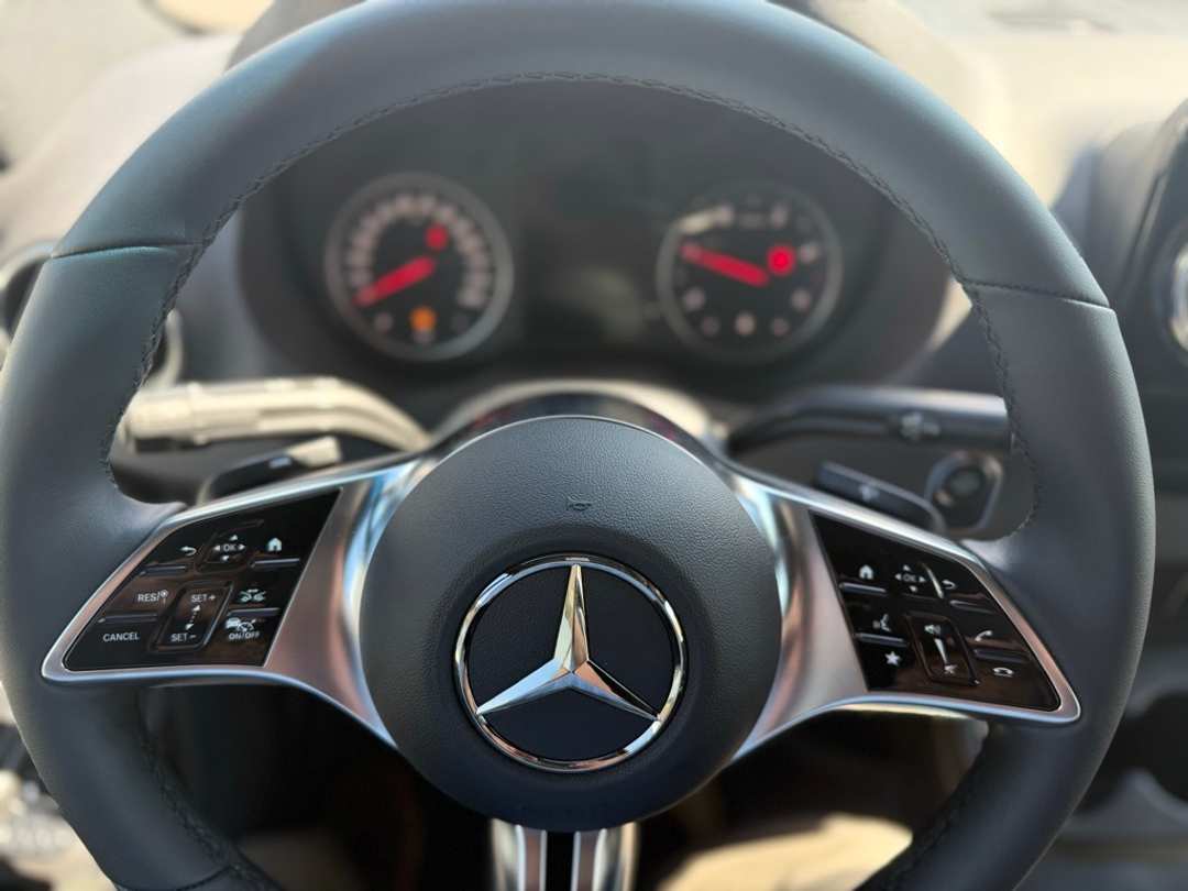 2025 Mercedes-Benz Sprinter 2500 Cargo 144 WB - Image 28