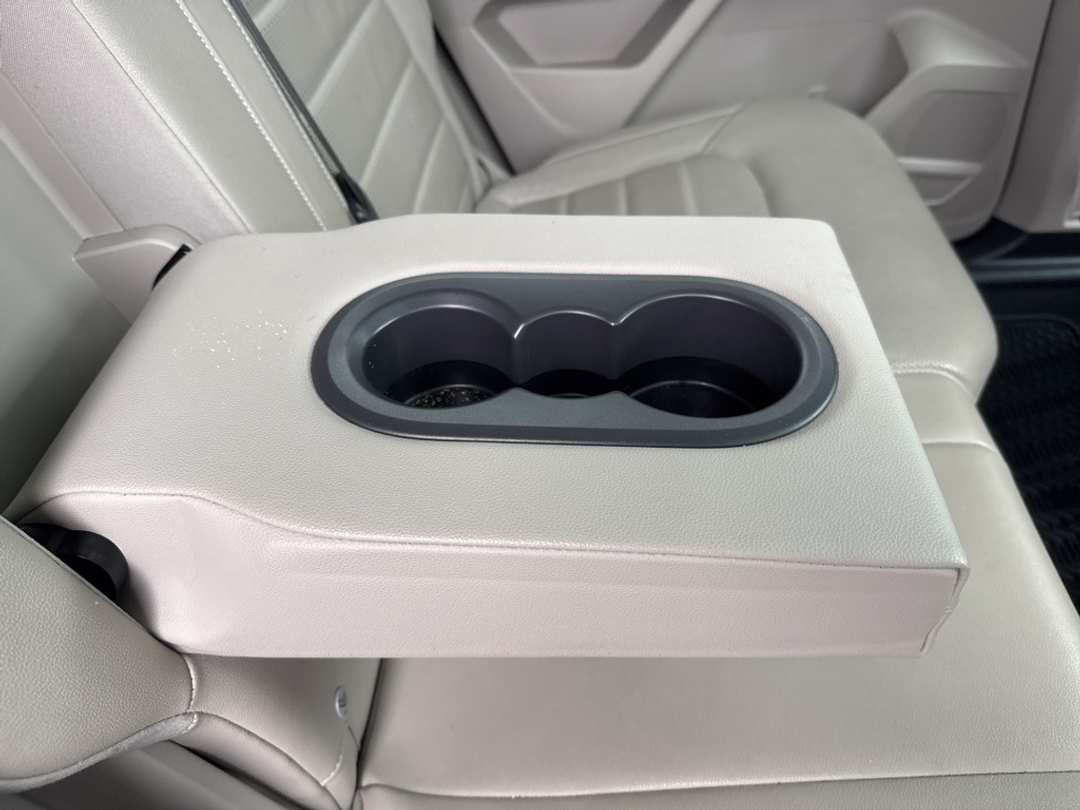 2021 Volkswagen Atlas SEL Premium - Image 26