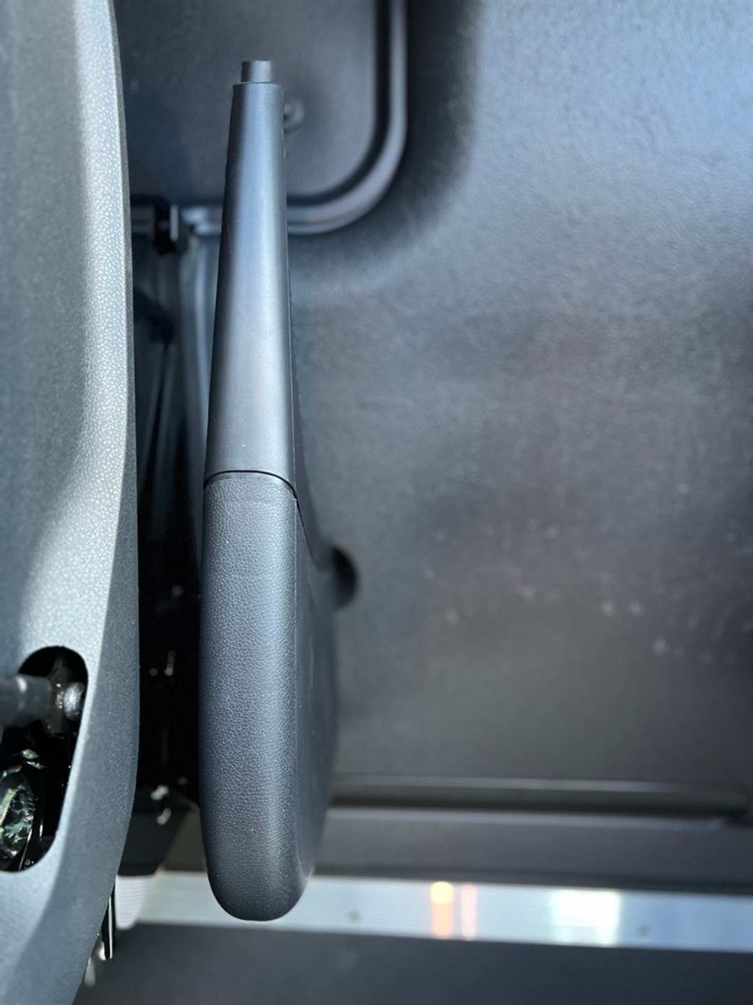 2025 Mercedes-Benz Sprinter 2500 Passenger 170 WB - Image 33