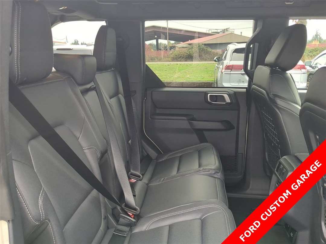 2025 Ford Bronco Big Bend - Image 27