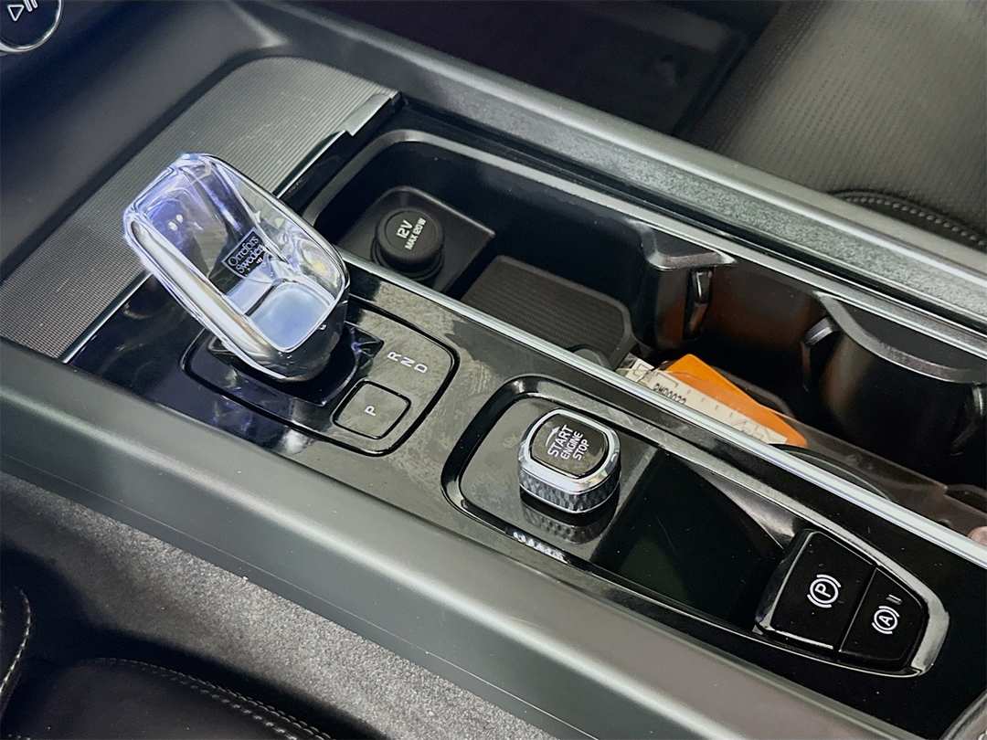 2024 Volvo Xc60 Recharge Ultimate - Image 17