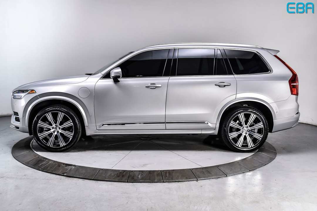 2024 Volvo Xc90 Recharge Ultimate - Image 3