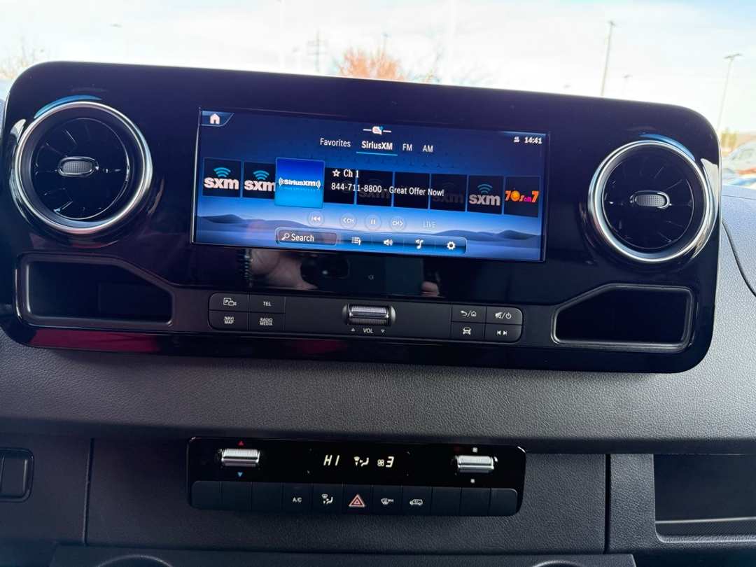 2025 Mercedes-Benz Sprinter 2500 Cargo 144 WB - Image 27