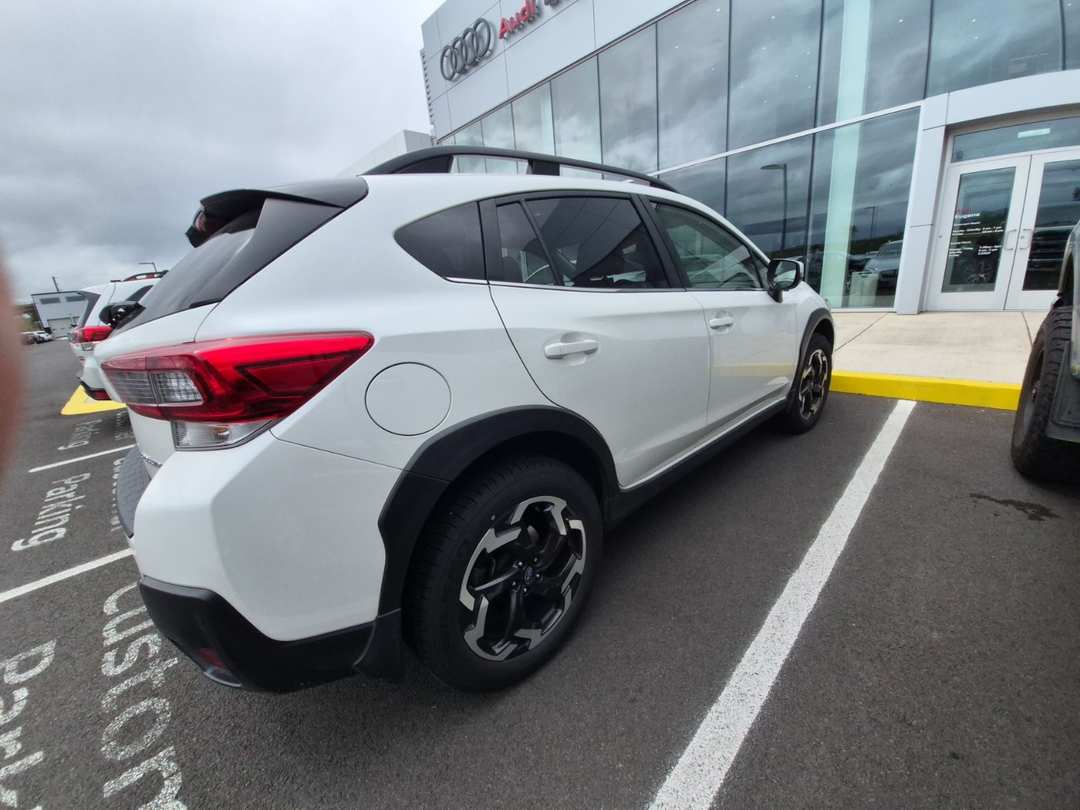 2023 Subaru Crosstrek Limited - Image 3