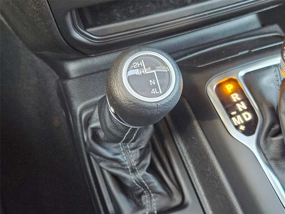 2026 Jeep Gladiator Sport - Image 24