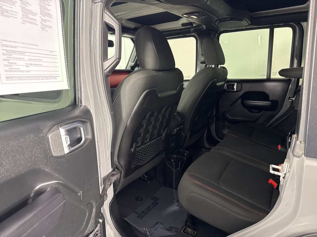 2018 Jeep Wrangler Unlimited Rubicon - Image 24