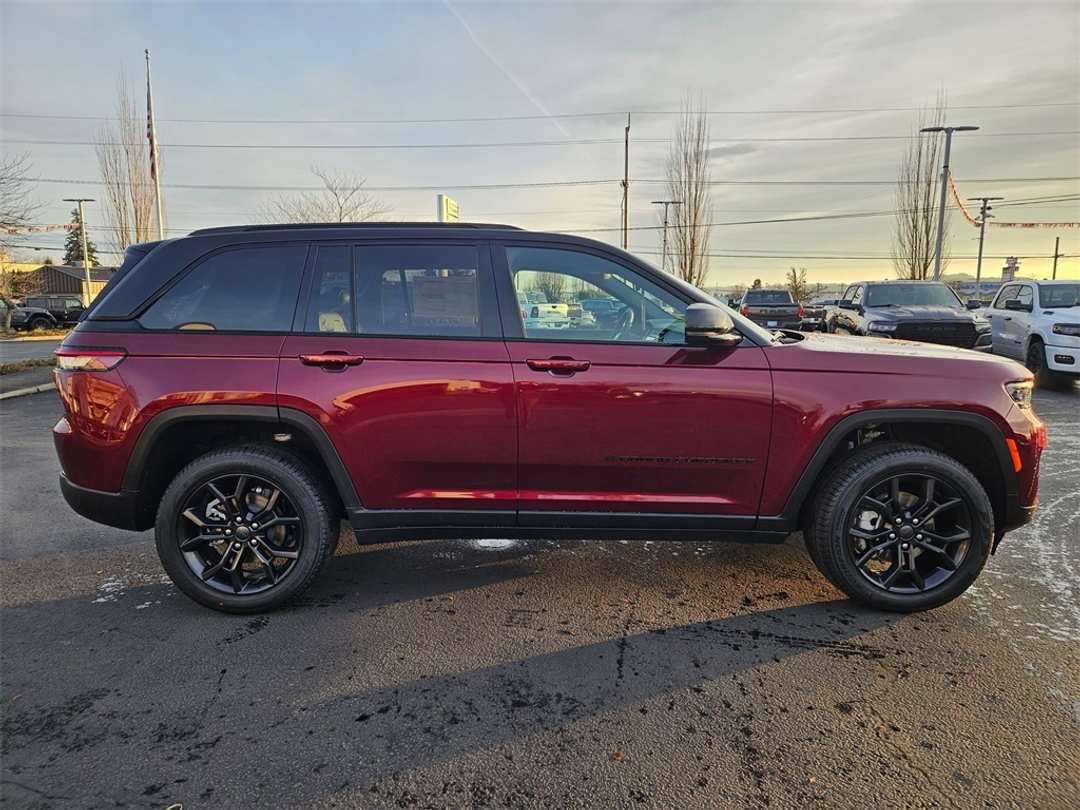 2025 Jeep Grand Cherokee Limited - Image 7