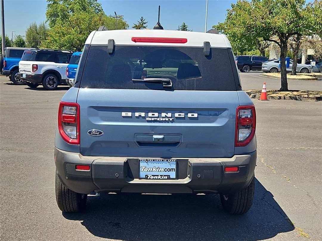 2025 Ford Bronco Sport Heritage - Image 4