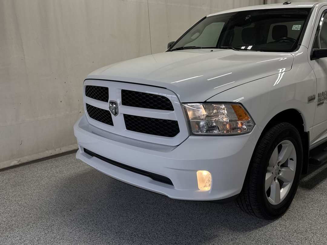 2023 Ram 1500 Classic Express - Image 3