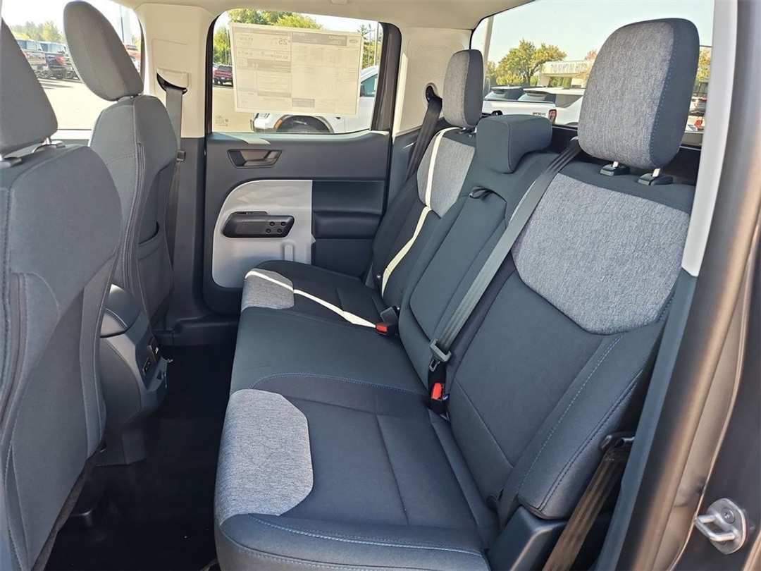 2025 Ford Maverick XLT - Image 26