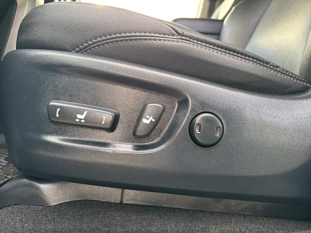 2019 Toyota 4Runner - Image 12