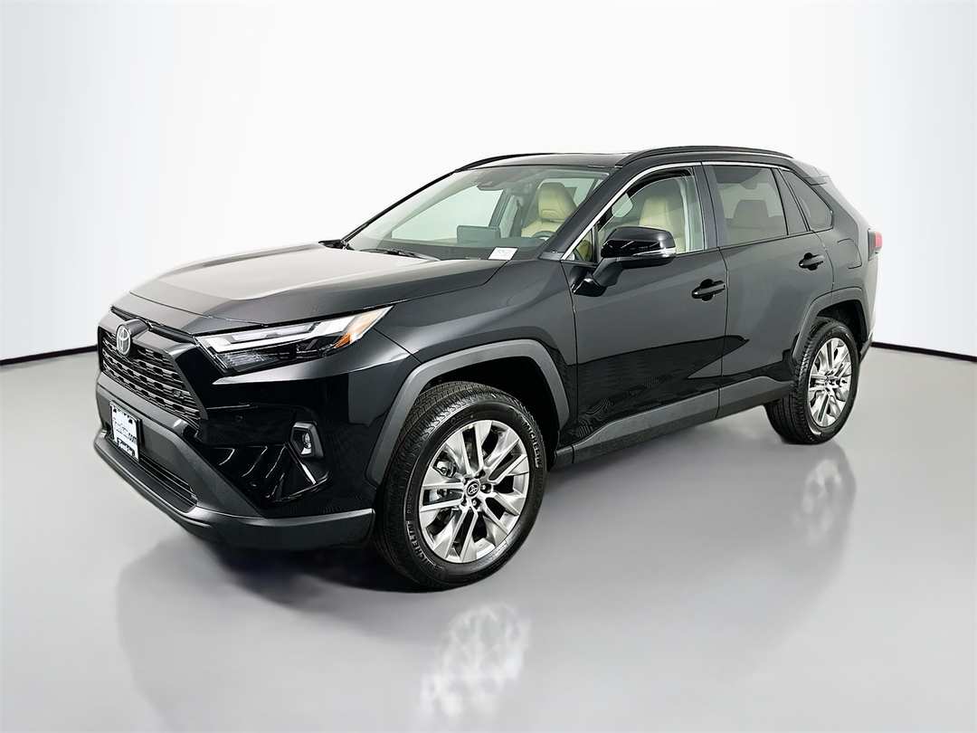 2025 Toyota Rav4 XLE Premium - Image 3