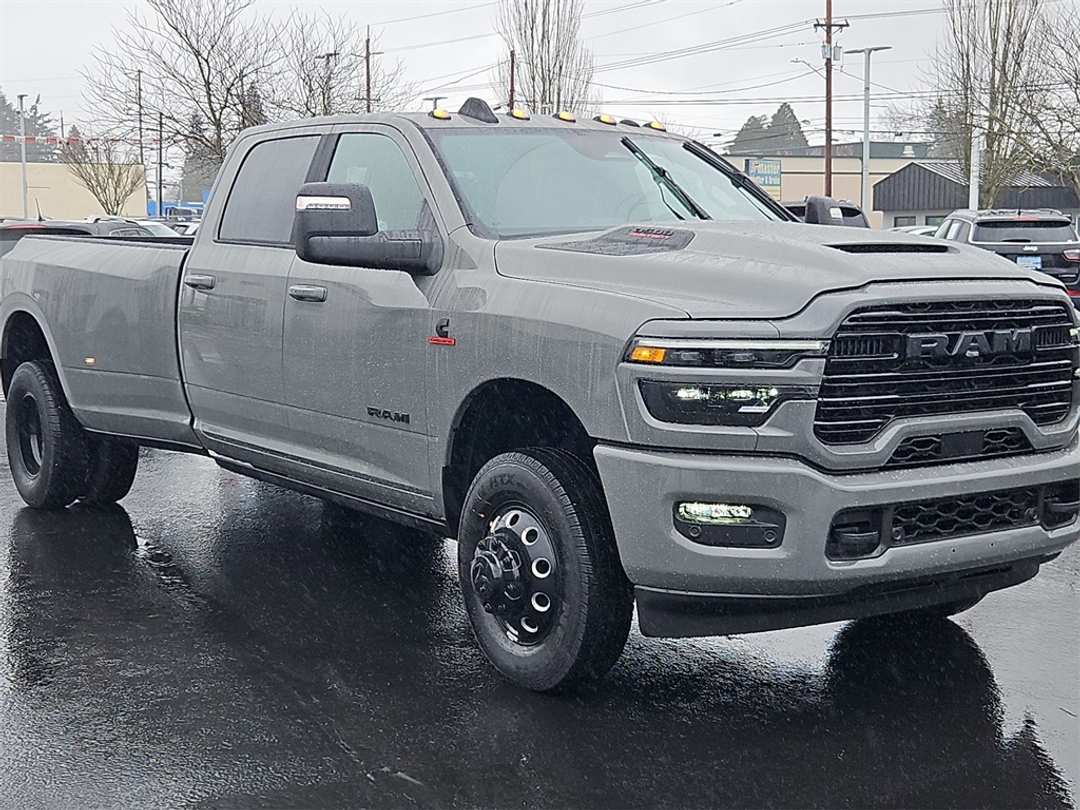 2026 Ram 3500 Laramie - Image 9