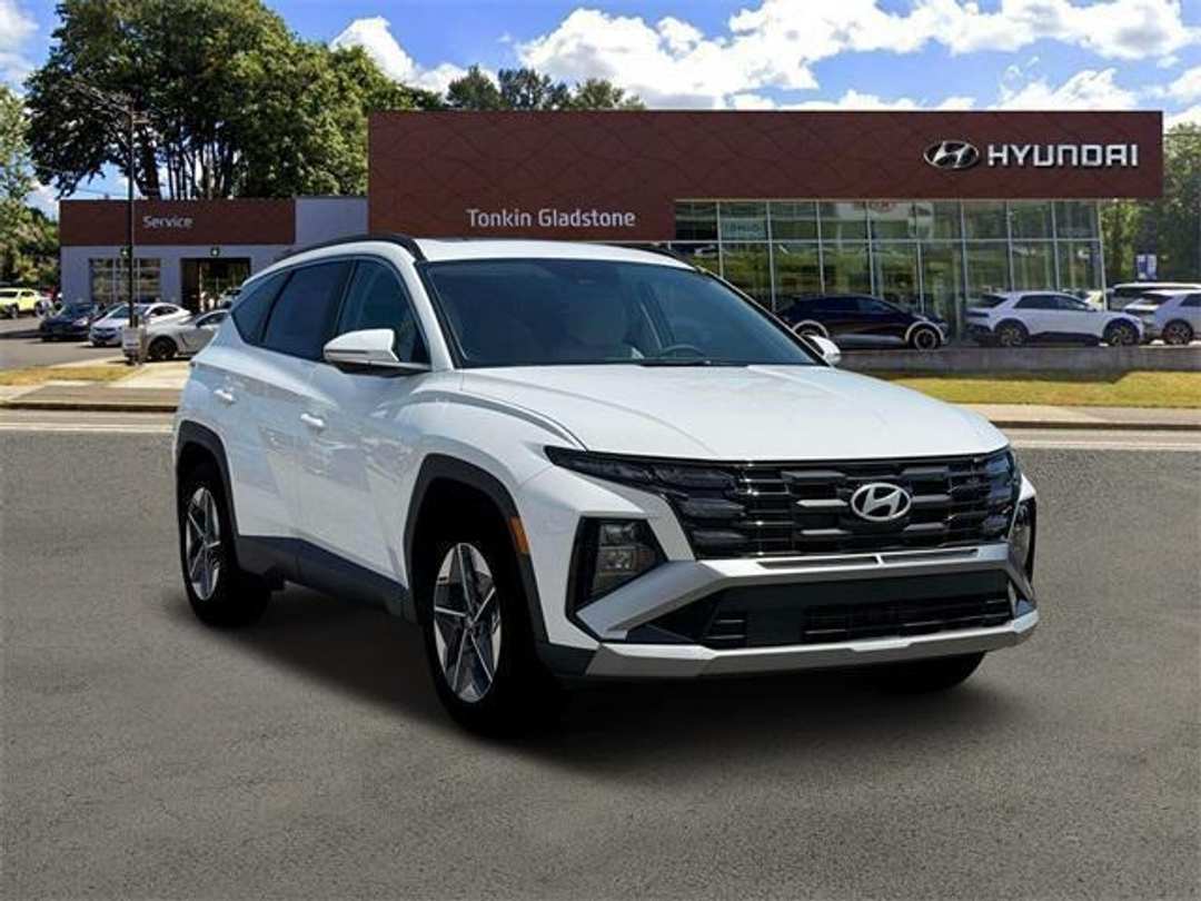 2026 Hyundai Tucson SEL Premium - Image 11