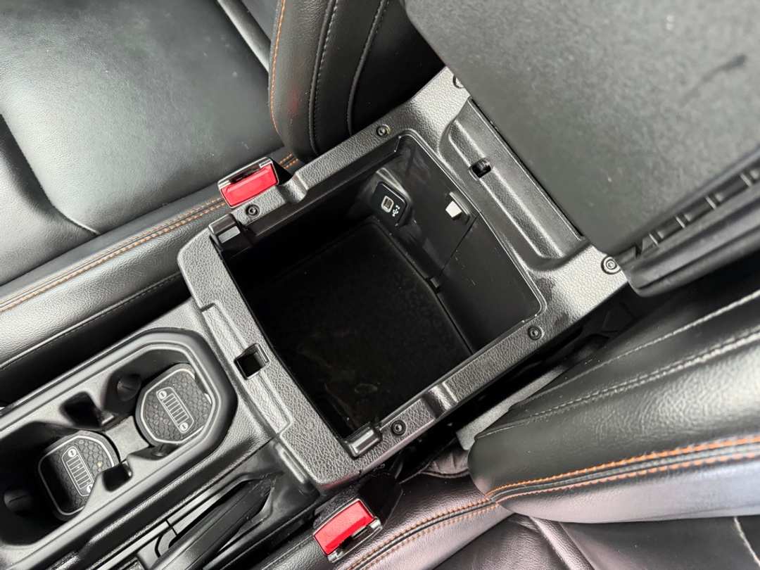 2023 Jeep Gladiator Mojave - Image 25