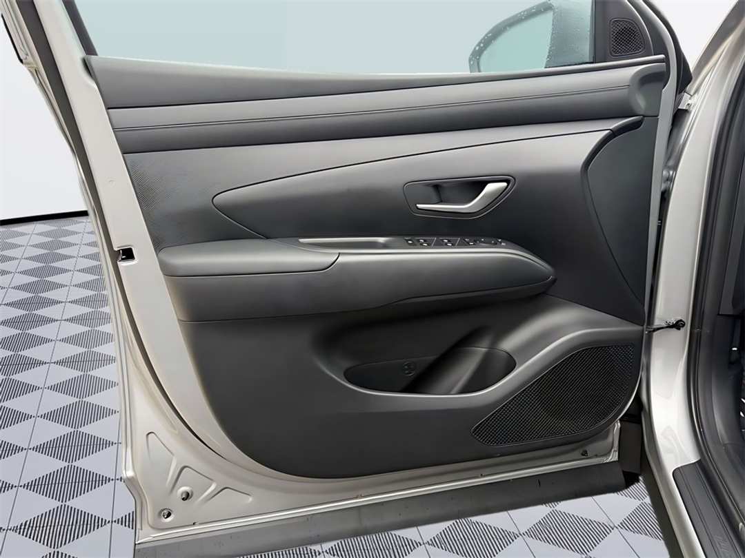 2026 Hyundai Tucson SEL - Image 11