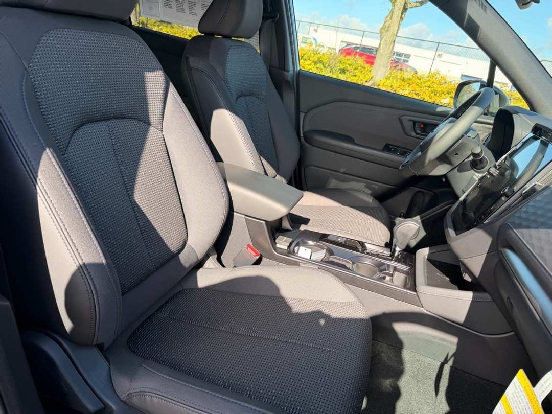 2026 Subaru Forester Premium - Image 27