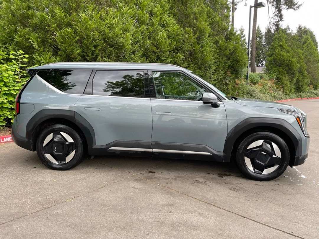 2024 Kia Ev9 Wind - Image 3