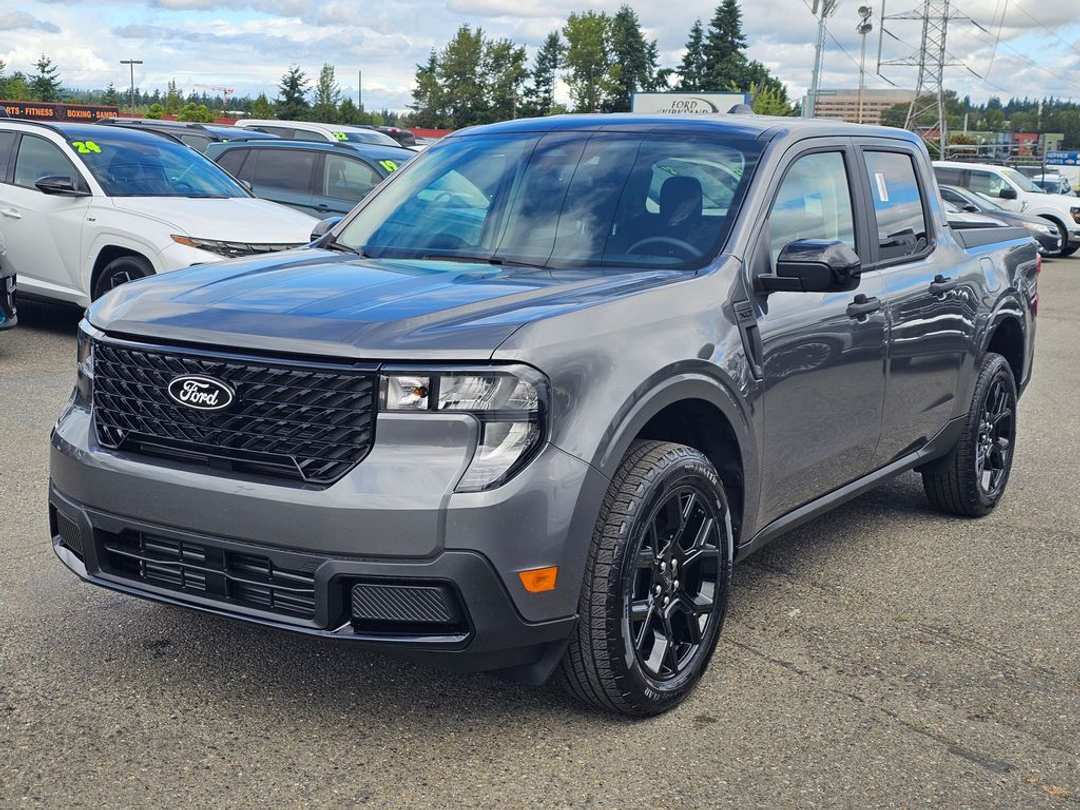 2025 Ford Maverick XLT - Image 3