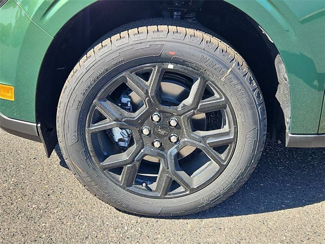 2025 Ford Maverick Lariat - Image 36