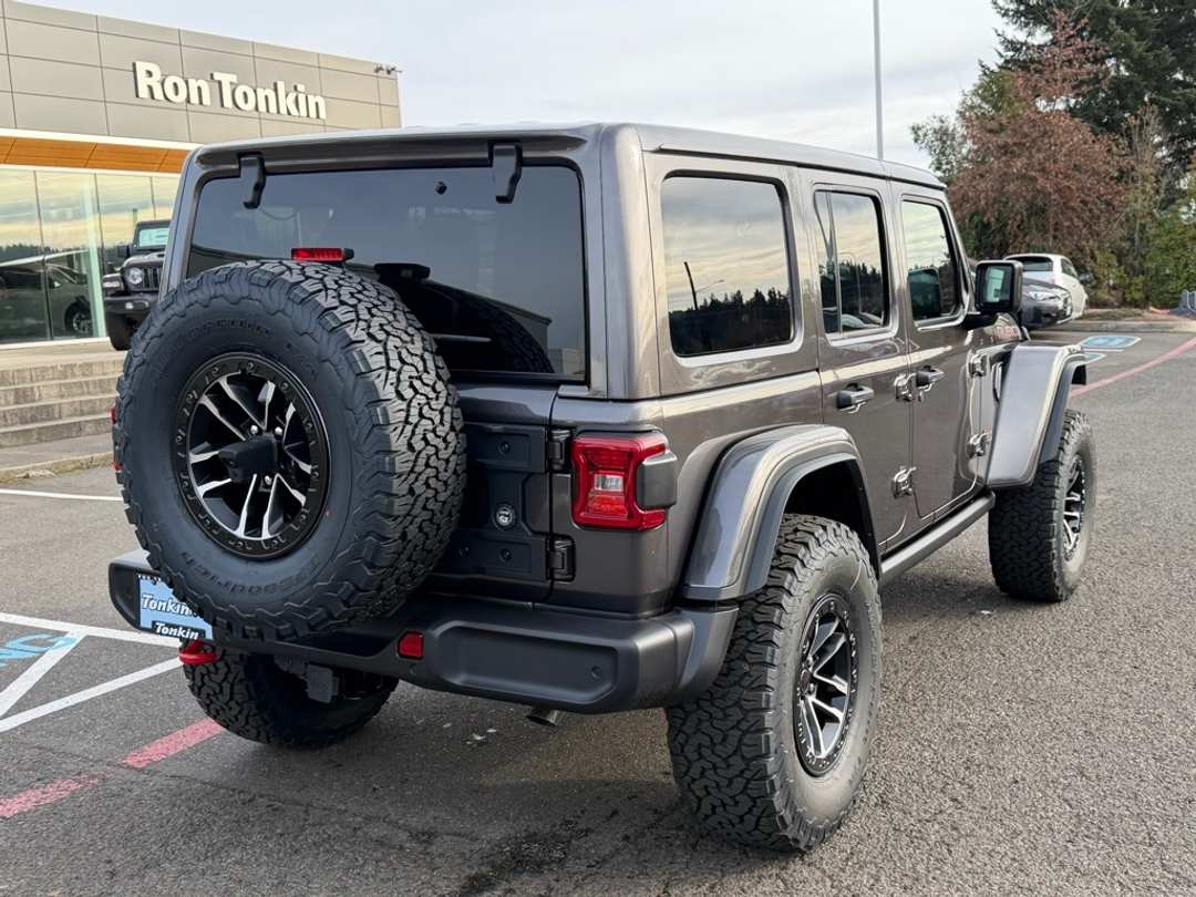 2026 Jeep Wrangler Rubicon X - Image 8