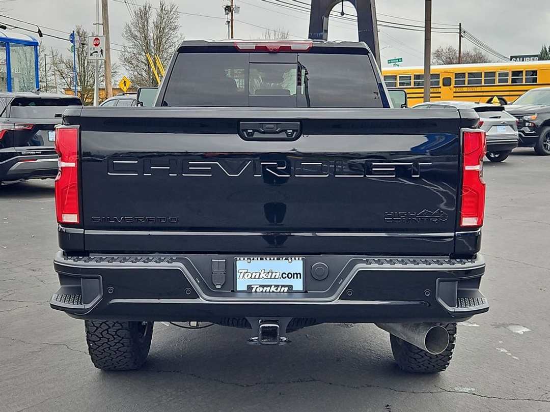 2026 Chevrolet Silverado 3500Hd High Country - Image 5