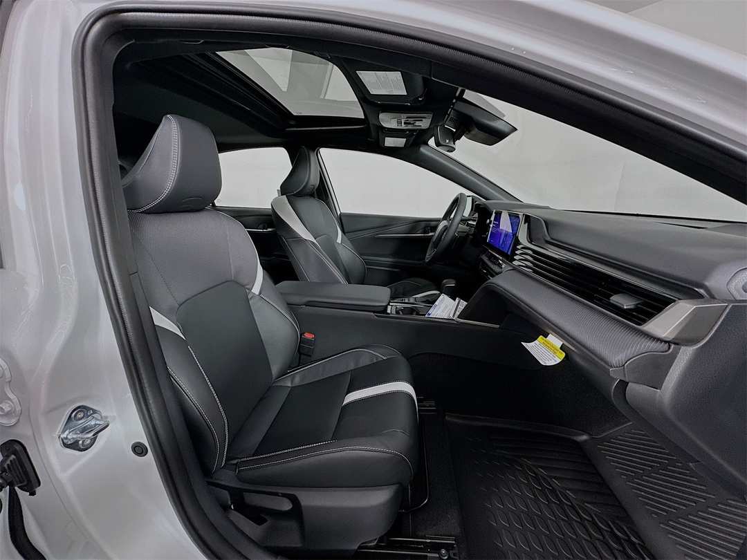 2026 Toyota Camry SE Nightshade - Image 29