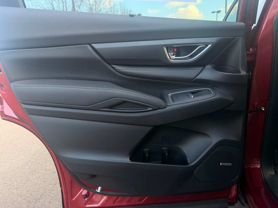 2026 Subaru Ascent Limited - Image 18