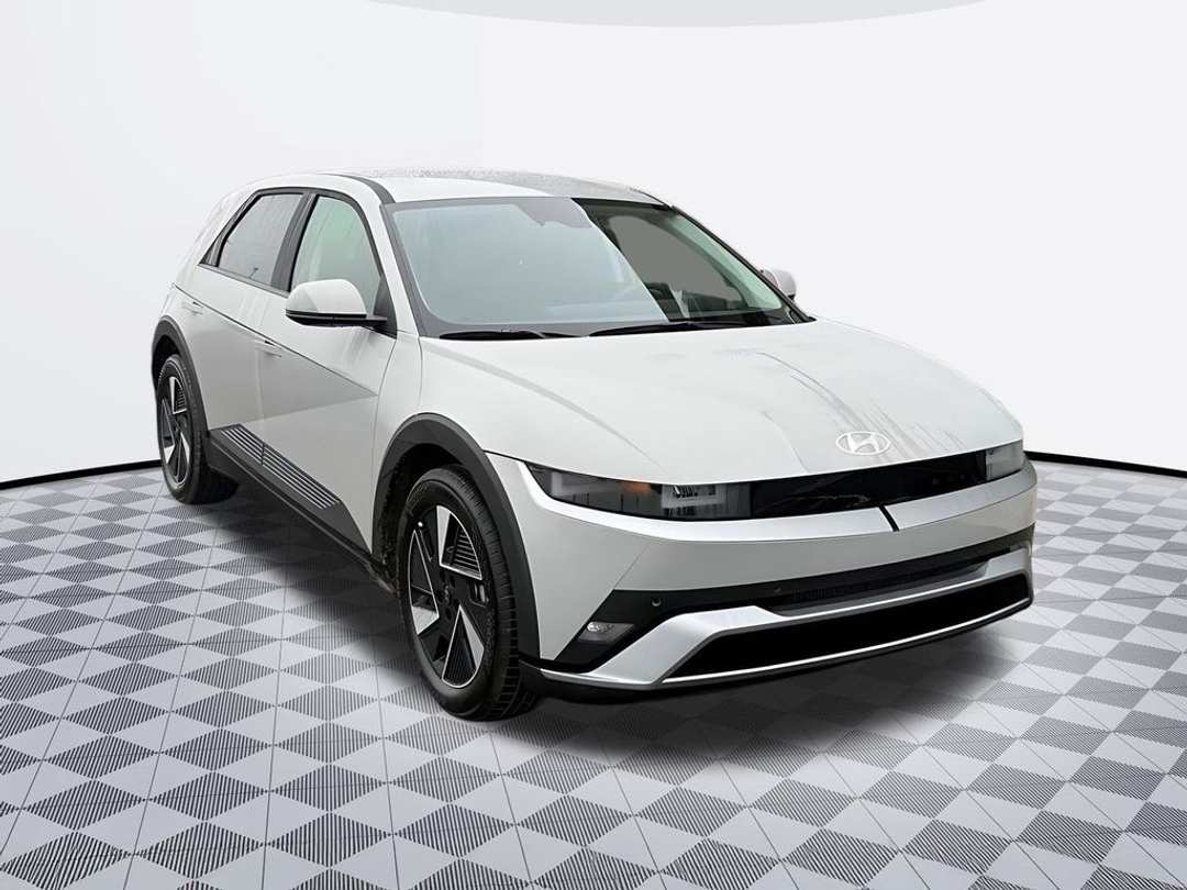 2026 Hyundai Ioniq 5 SE - Image 2