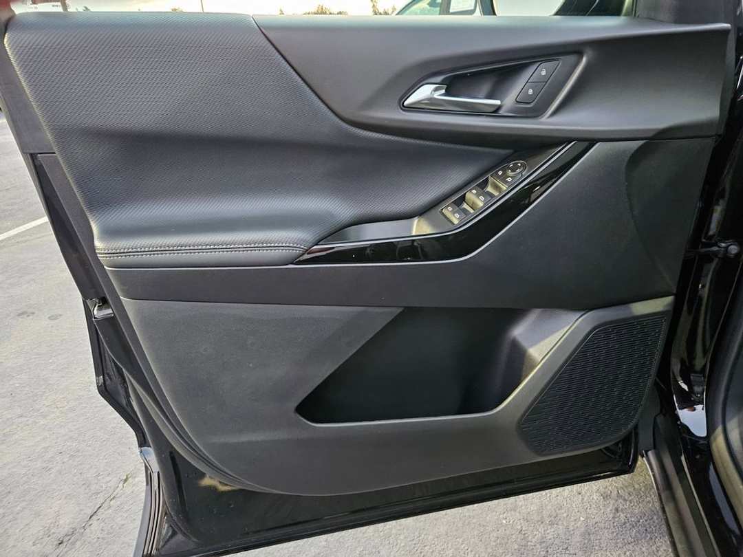 2026 Chevrolet Equinox LT - Image 10