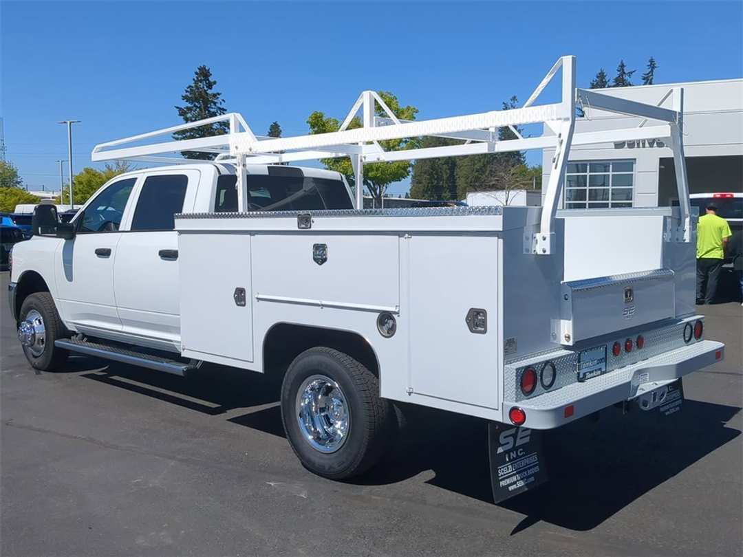 2024 Ram 3500HD Tradesman - Image 3