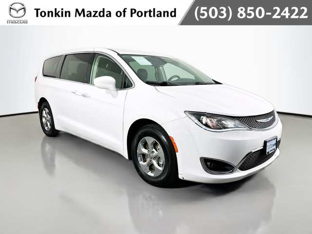 2020 Chrysler Pacifica Touring