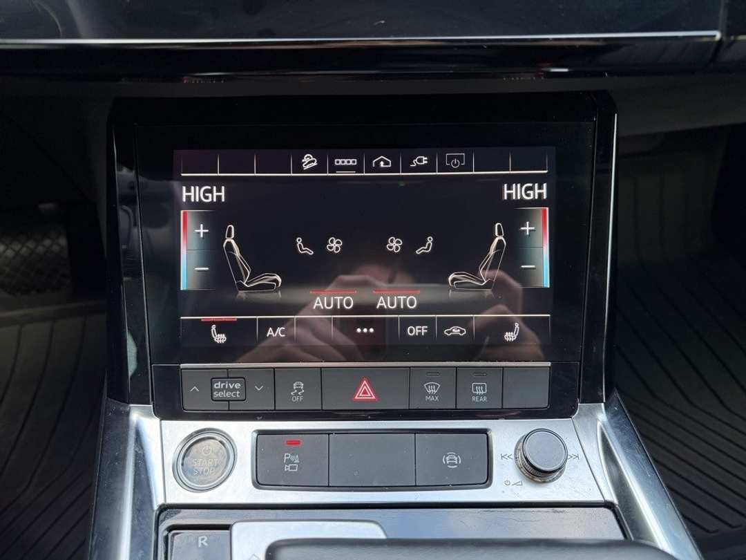 2022 Audi E-Tron sportback S line Premium - Image 24