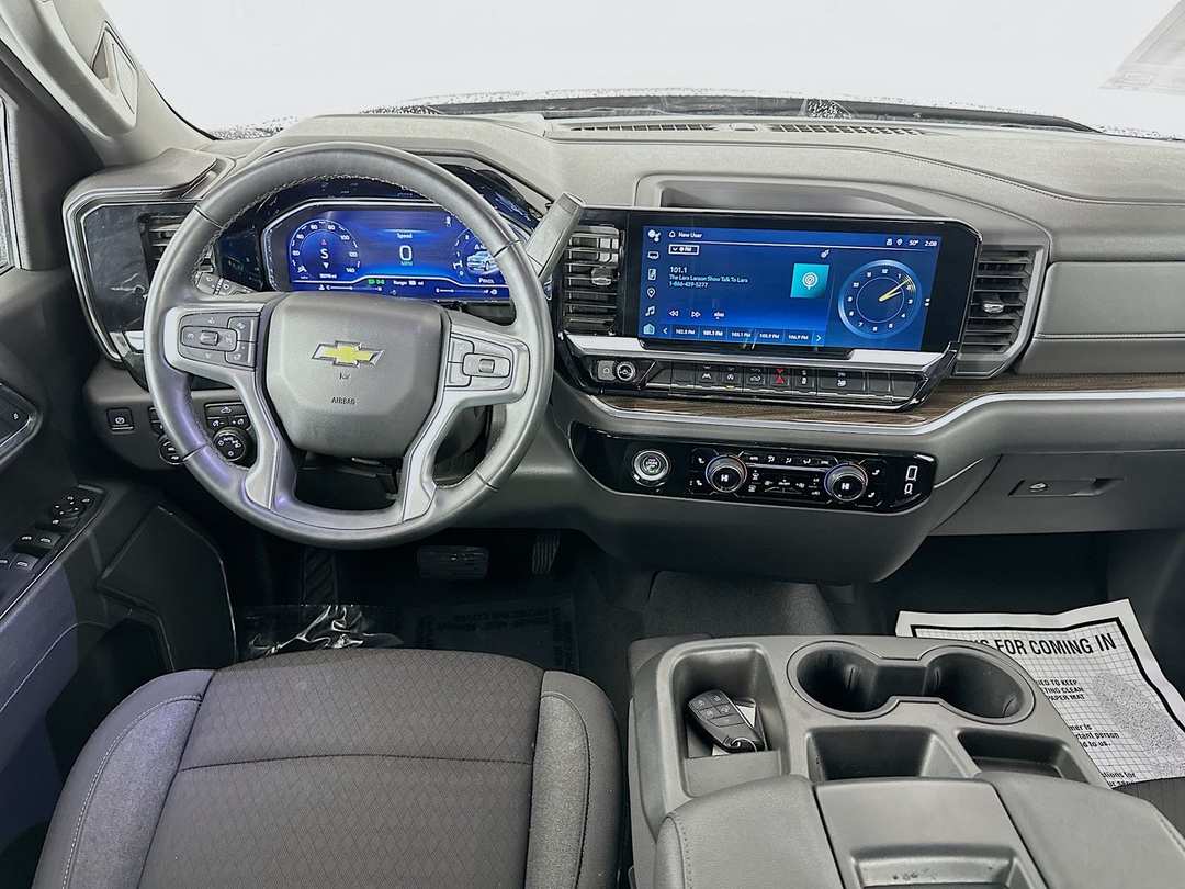 2023 Chevrolet Silverado 1500 LT - Image 23