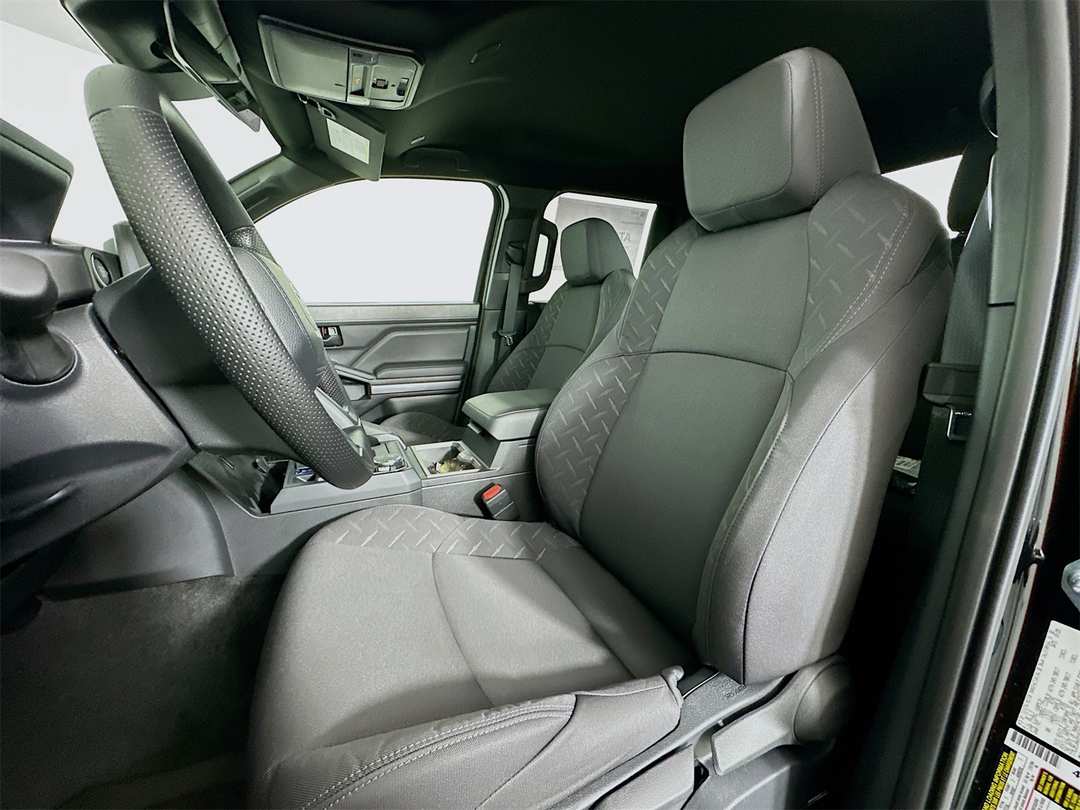 2025 Toyota Tacoma SR5 - Image 21
