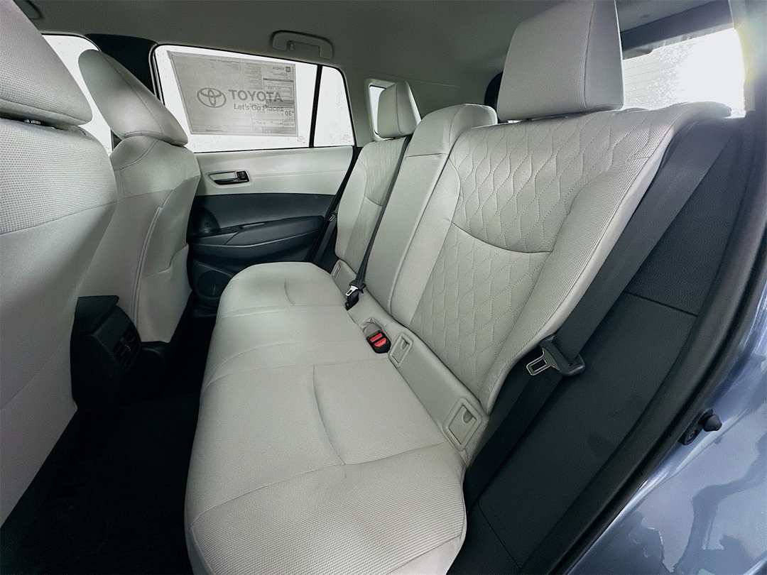 2026 Toyota Corolla Cross L - Image 23