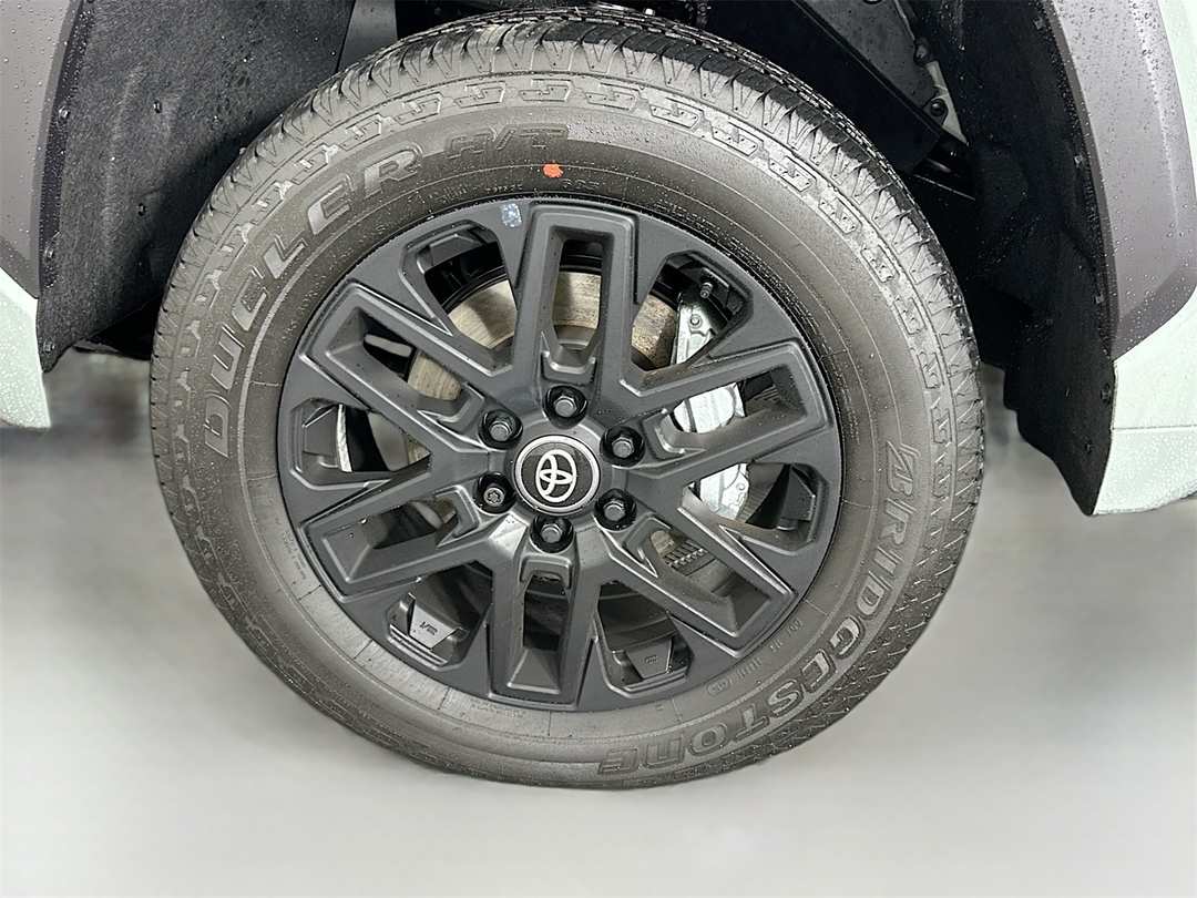 2026 Toyota Tundra Limited - Image 31