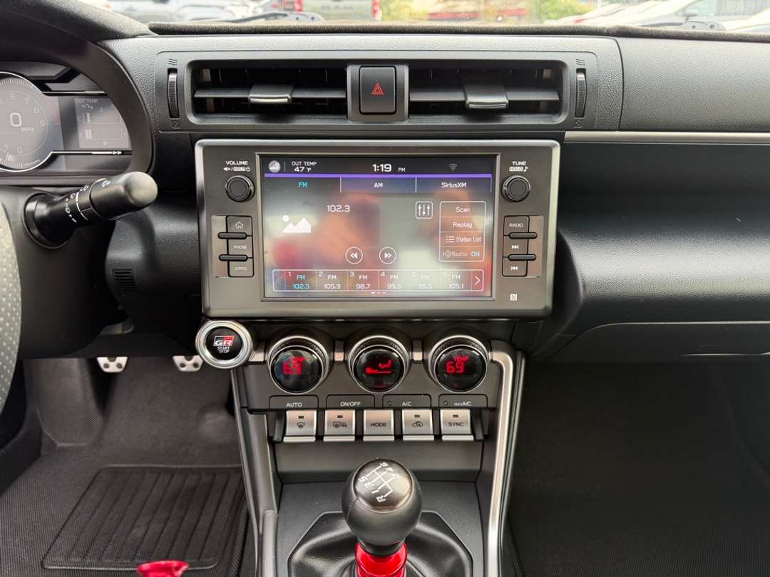 2024 Toyota Gr86 Premium - Image 20