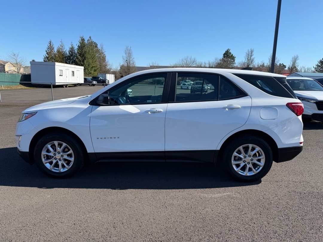 2020 Chevrolet Equinox LS - Image 5