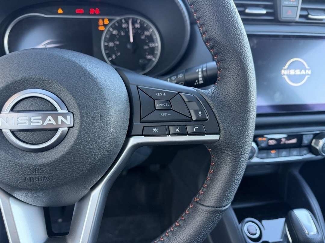2025 Nissan Versa 1.6 SR - Image 16