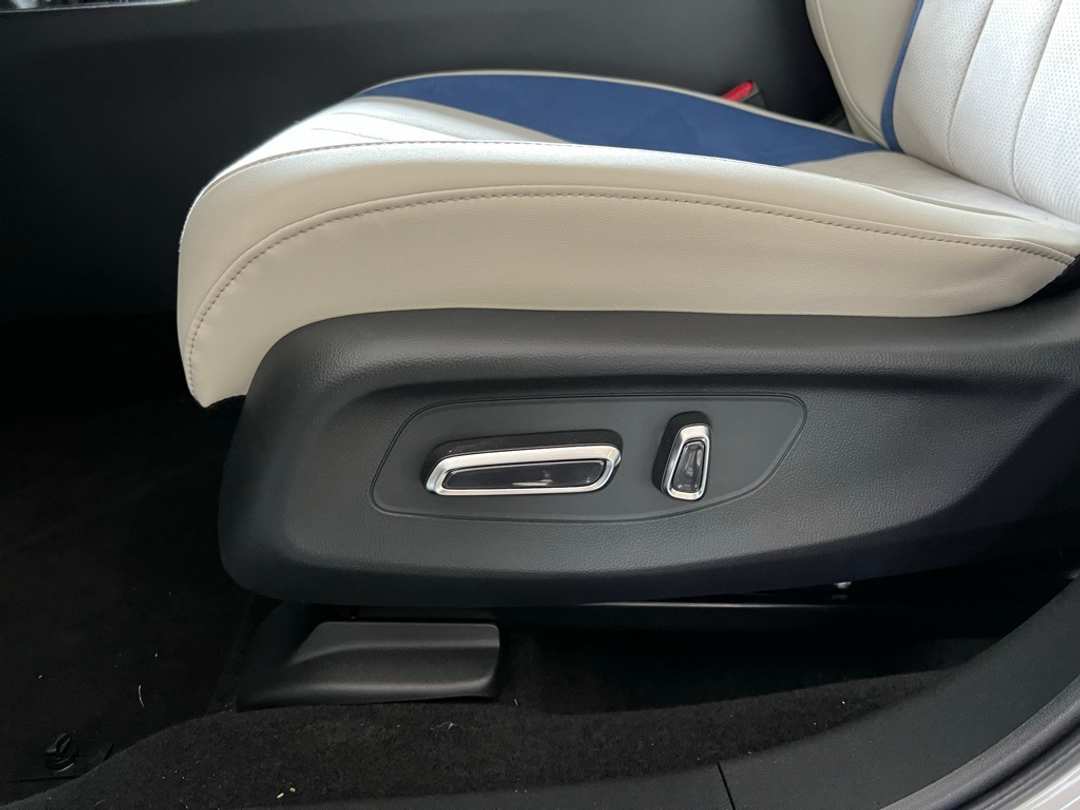 2025 Acura Adx ASpec Package - Image 12