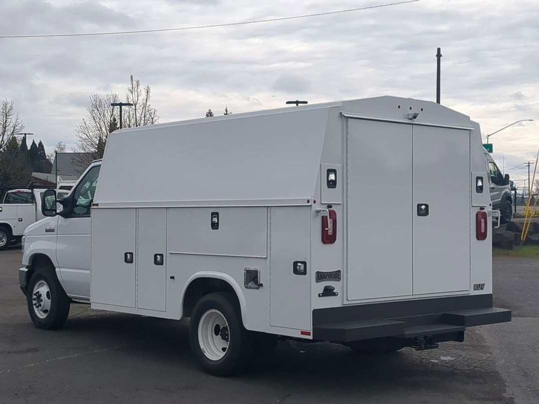 2024 Ford E-350sd Base - Image 3